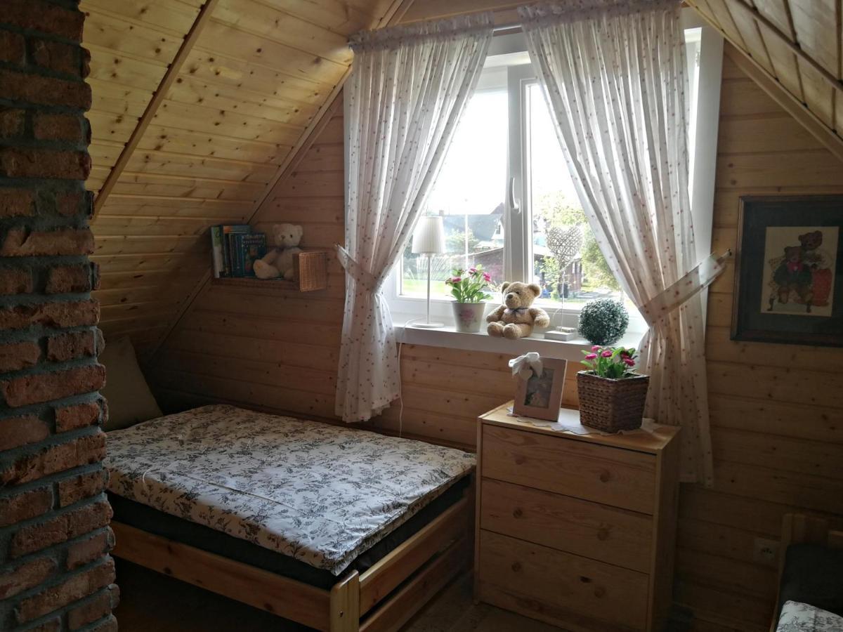 Drewniany Domek Nad Miedwiem Morzyczyn  Kültér fotó